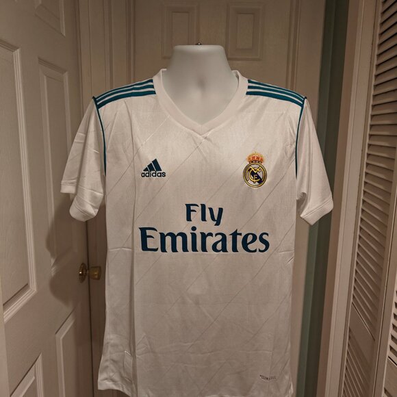 Real Madrid 2017-18 Home Jersey Adidas Men's Sizes M and L Football Soccer - Picture 3 of 16